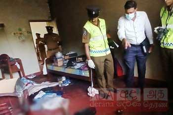 ගුරුවරයෙක් ගිනි තබාගෙන සියදිවි හානි කරගෙන