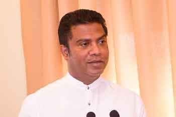 ඖෂධ හිඟයට පිළියම් සෙවීමේදී ඇතිවන බාධා සෞඛ්‍ය ඇමති කියයි