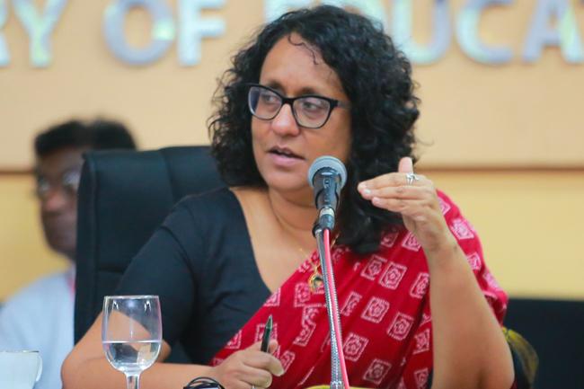 පාසල් අතර අසමානතාව අවම කිරීම අධ්‍යාපන ප්‍රතිසංස්කරණයේ මූලික අරමුණක් - අගමැති