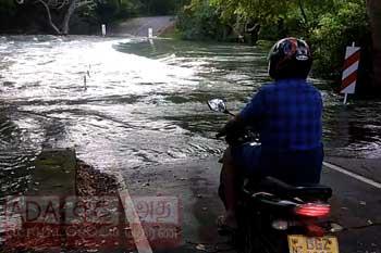 ගංගා ද්‍රෝණි කිහිපයක ජල මට්ටම ඉහළට - අවධානයෙන් ඉන්න