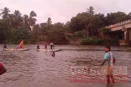දැදුරු ඔයේ ගිලී 4ක් අතුරුදන්