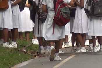 පාසල් නිවාඩුව ගැන දැනුම්දීමක්