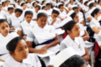 හෙද ආචාර්යවරුන් බඳවා ගැනීම කඩිනමින්