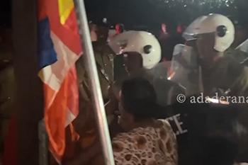 ත්‍රිකුණාමලයේ බුදු පිළිමයක් පොලීසියෙන් ඉවත් කිරීමේදී උණුසුම් තත්ත්වයක්