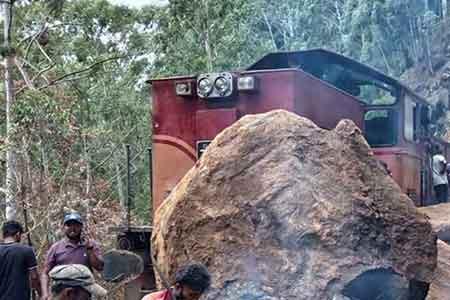 දෙවන දිනටත් කොළඹ කොටුව - බදුල්ල අතර රාත්‍රී තැපැල් දුම්රිය ගමන් නවතී