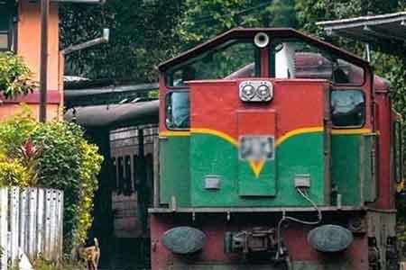 උඩරට මාර්ගයේ දුම්රිය සේවා කොටුව - රඹුක්කන අතර පමණි