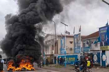 කොංගෝවේ බෝම්බ පිපිරීමකින් 30ක් මරුට