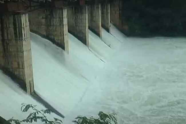ප්‍රධාන ජලාශ 36ක් තවදුරටත් වාන් දමයි