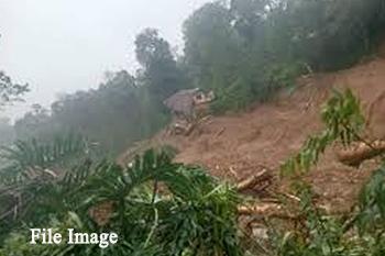 හුන්නස්ගිරිය නගරය ආසන්නයේ නායයාමක්