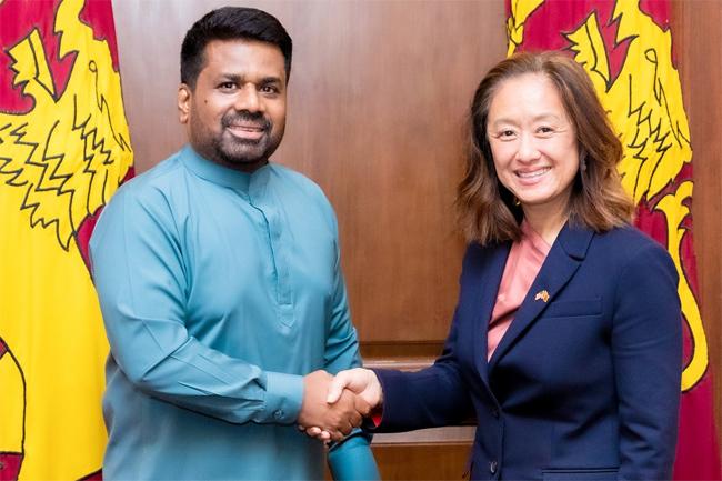 මෙරටින් නික්මයාමට නියමිත අමෙරිකානු තානාපති ජූලි චන්ග් ජනපති හමු වෙයි