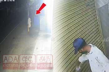 යාපනයේ සර්වජන බලයේ පක්ෂ කාර්යාලයට පිරිසක් ගිනි තියයි