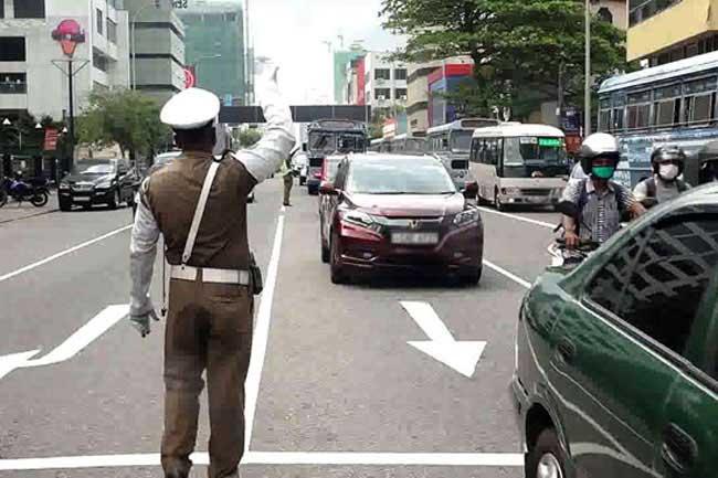 නිදහස් දින සැමරුම වෙනුවෙන් ක්‍රියාත්මක රථවාහන සැලැස්ම ගැන පොලීසියෙන් නිවේදනයක්