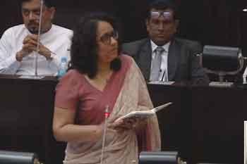 හදිසි නීතිය මසකින් දීර්ඝ කළ හේතුව අගමැතිනිය කියයි