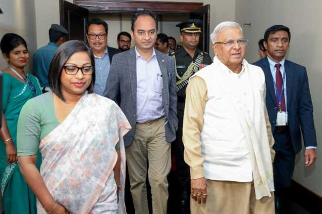 ශ්‍රී සර්වඥ ධාතූන් වහන්සේ නැවත ඉන්දියාවට වැඩම කරවීමට ඉන්දීය දූත පිරිසක් මෙරටට