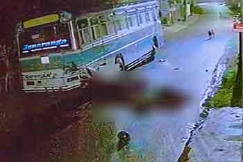 අනතුරට ලක්වූ මිතුරන් බලන්න රෝහලට යමින් සිටි යහළුවාත් මාරක අනතුර