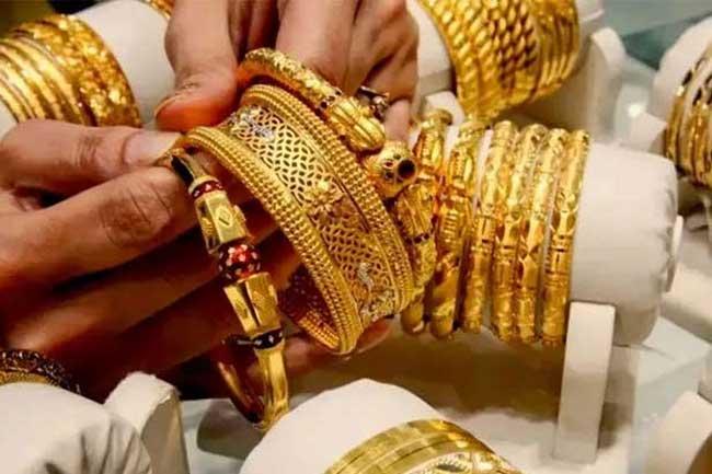 රත්‍රං මිල රුපියල් 13,000කින් පහළට
