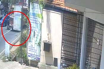 නුවර - කොළඹ පාරේ සිදු වූ රිය අනතුරකින් පුද්ගලයෙක් මරුට