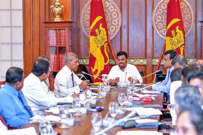 දිට්වා සුළි කුණාටුවෙන් අර්ධ හානි වූ නිවාස සඳහා වන වන්දි මුදල මැයි මස අවසන් වීමට පෙර ගෙවා නිම කරන්න - ජනපති