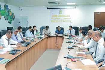 දිට්වා ආපදාවෙන් නිවාස අහිමි වූවන්ට නව ඉඩම් ලබාදීමට වැවිලි සමාගම් සමඟ විශේෂ සාකච්ඡාවක්