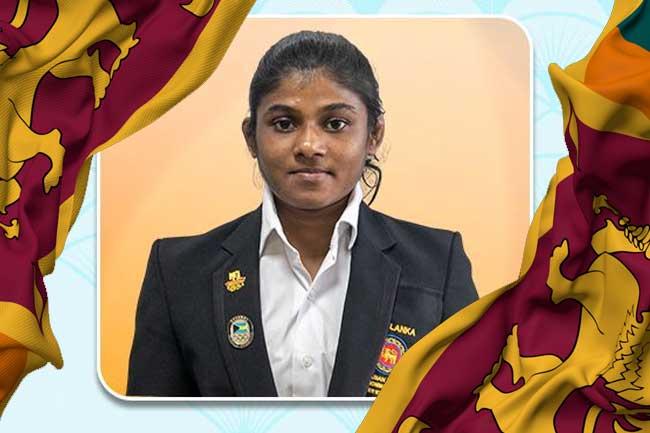 නිපුණි වාසනා ලක්මව රනින් සරසයි