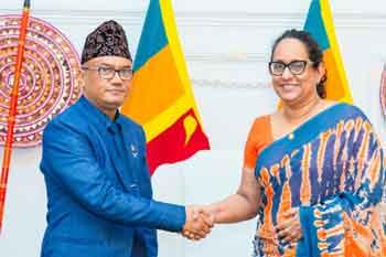 සේවා කාලය අවසන් කර මෙරටින් නික්ම යන ශ්‍රී ලංකාවේ නේපාල තානාපතිවරයා අගමැතිනිය හමුවෙයි