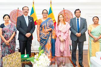 ​අගමැතිනිය සහ පාකිස්තාන මහ කොමසාරිස්වරයා අතර හමුවක්