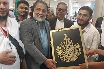 හජ් වන්දනා සමය ආරම්භ කරමින් ප්‍රථම වන්දනා නඩය මක්කම බලා පිටත්ව යයි