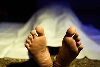 නිවසක තිබි කාන්තා මළ සිරුරක් සොයාගනියි