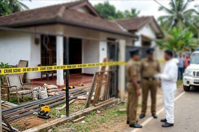 ග්‍රයින්ඩරයකට ගෙල කැපී පුද්ගලයෙකු ජීවිතක්ෂයට