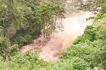 කොත්මලේ ජලාශයේ මඩ සොරව්ව විවෘත කරයි