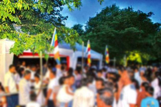 දන්සල් වෙත ජනතාව යොමුකරවීමේදී බෞද්ධ කොඩිය භාවිතයෙන් වළකින්නැයි උපදෙස්