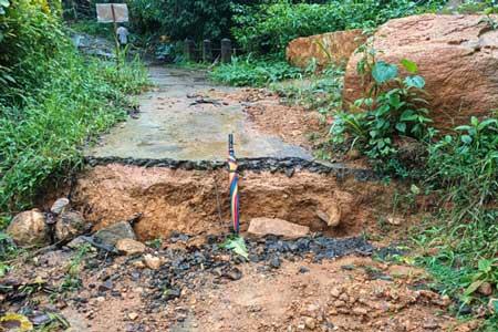 රත්නපුර උදාකලගම නායයෑම නැවත සක්‍රීය වෙයි - පවුල් 12ක් ඉවත් කරයි