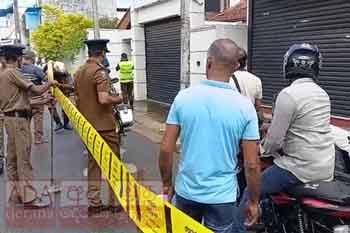 කළුතර වෙඩිතැබීමක් - අයෙක් මරුට
