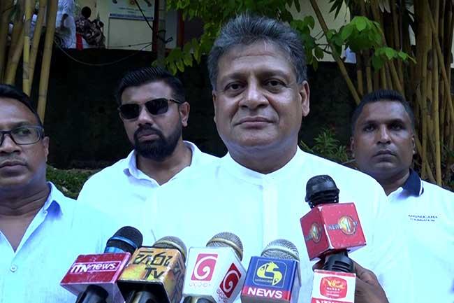 අපි එකතුවෙලා තියෙන්නේ රට ජයග්‍රහණය කරවන්න - දිලිත්