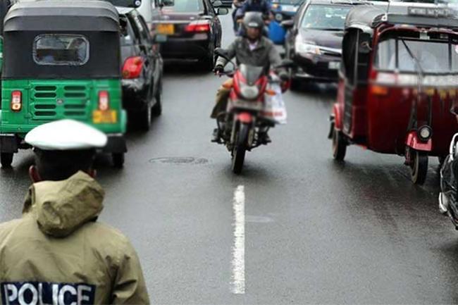 වෙසක් කලාපය නිමිත්තෙන් දඹුල්ල නගරයේ රථවාහන සැලැස්මක්