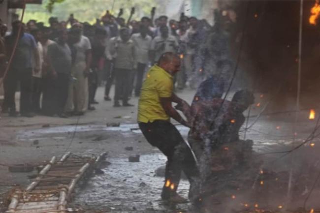 දිල්ලියේ ගින්නකින් 21ක් මරුට - 40කට වැඩි පිරිසකට තුවාල