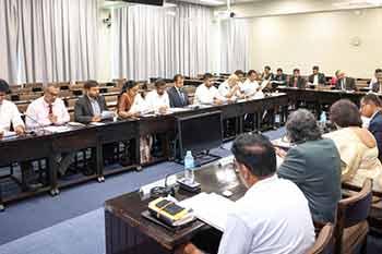 රටේ පවතින වර්තමාන තත්ත්වය ගැන විවාදයක් ලබන 11 වෙනිදා