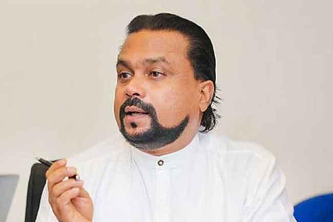 විමල්ගේ නඩුවක සාක්ෂිකරුවන්ගෙන් සාක්ෂි සටහන් කර ගනියි