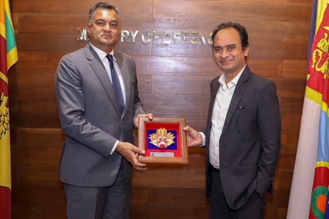 නික්ම යන ඉන්දීය නියෝජ්‍ය මහකොමසාරිස් ආරක්‍ෂක ලේකම්වරයා හමුවෙයි