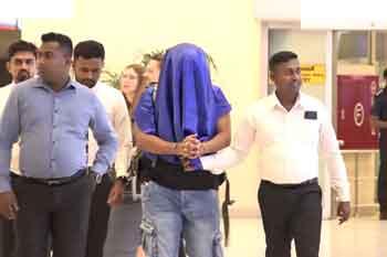 සංවිධානාත්මක අපරාධකරුවන් දෙදෙනෙකු වන බ්ලූමැන්ඩල් සංඛ සහ මෝදර චතුර මෙරටට රැගෙන එයි
