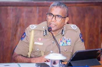 ටොන් දහයකට අධික මත්ද්‍රව්‍ය ප්‍රමාණයක් ආරක්ෂක අංශ භාරයට