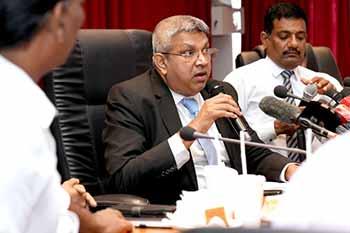 ත්‍රස්තවාදය වැළැක්වීමේ පනත වෙනුවට ජනතාවාදී පනතක් - හර්ෂණ නානායක්කාර