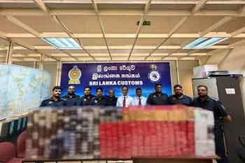 රුපියල් එක් කෝටි තිස් දෙලක්ෂයක දුම්වැටි සමග චීන ජාතිකයෙකු කටුනායකදී අත්අඩංගුවට