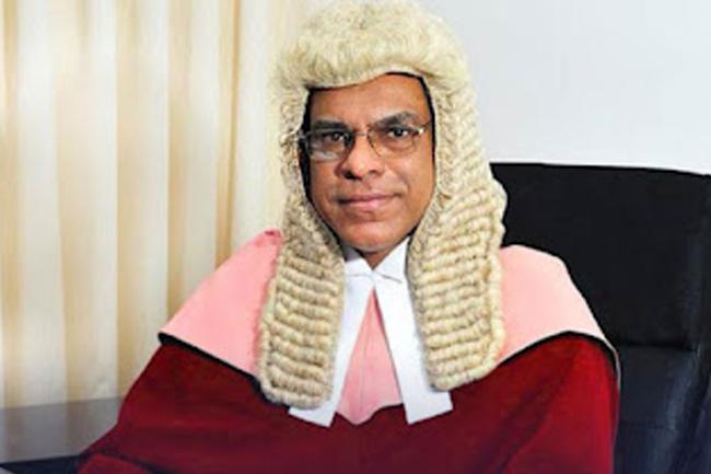 සාර්ථක වෘත්තිකයෙකු වීම යනු මුදල් ඉපයීම පමණක් නොවෙයි - අගවිනිසුරු