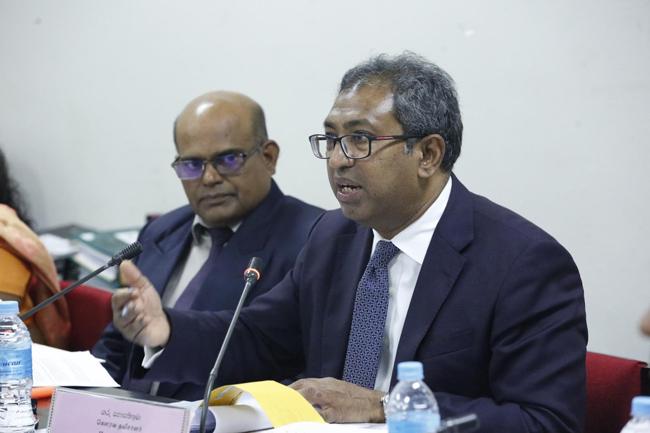 අස්ථානගත වූ ඩොලර් මිලියන 2.5 ගැන අවසන් වාර්තාව ඉදිරියේදී පාර්ලිමේන්තුවට