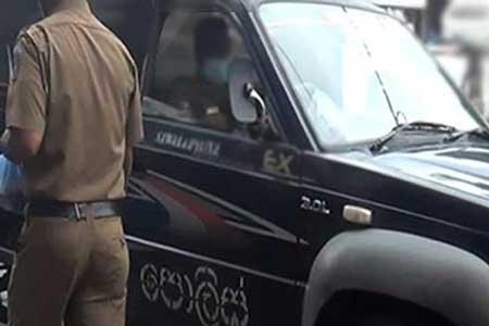 සහස්පුරේ ඇළක පුද්ගල මළසිරුරක්