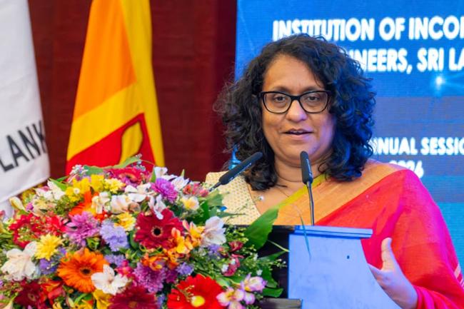 ජාතික ප්‍රගතිය අත්කර ගත හැක්කේ සාමූහික ප්‍රයත්නයන් සහ කැපවීම හරහායි - අගමැති