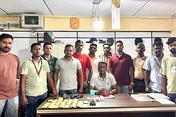 පිස්තෝලයක් සහ ජීව උණ්ඩ 30ක් සමඟ‍ තරුණයෙක් අත්අඩංගුවට