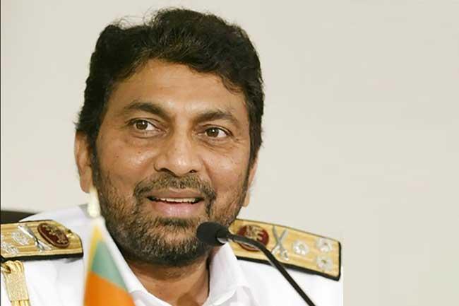 හිටපු නාවික හමුදාපති වසන්ත කරන්නාගොඩ අත්අඩංගුවට