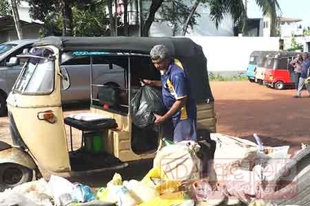 ඩෙංගු මඩින්න කඩුවෙලින් අපූරු වැඩක්